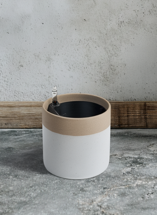 Self-watering Planter Mesa Dipped Natural